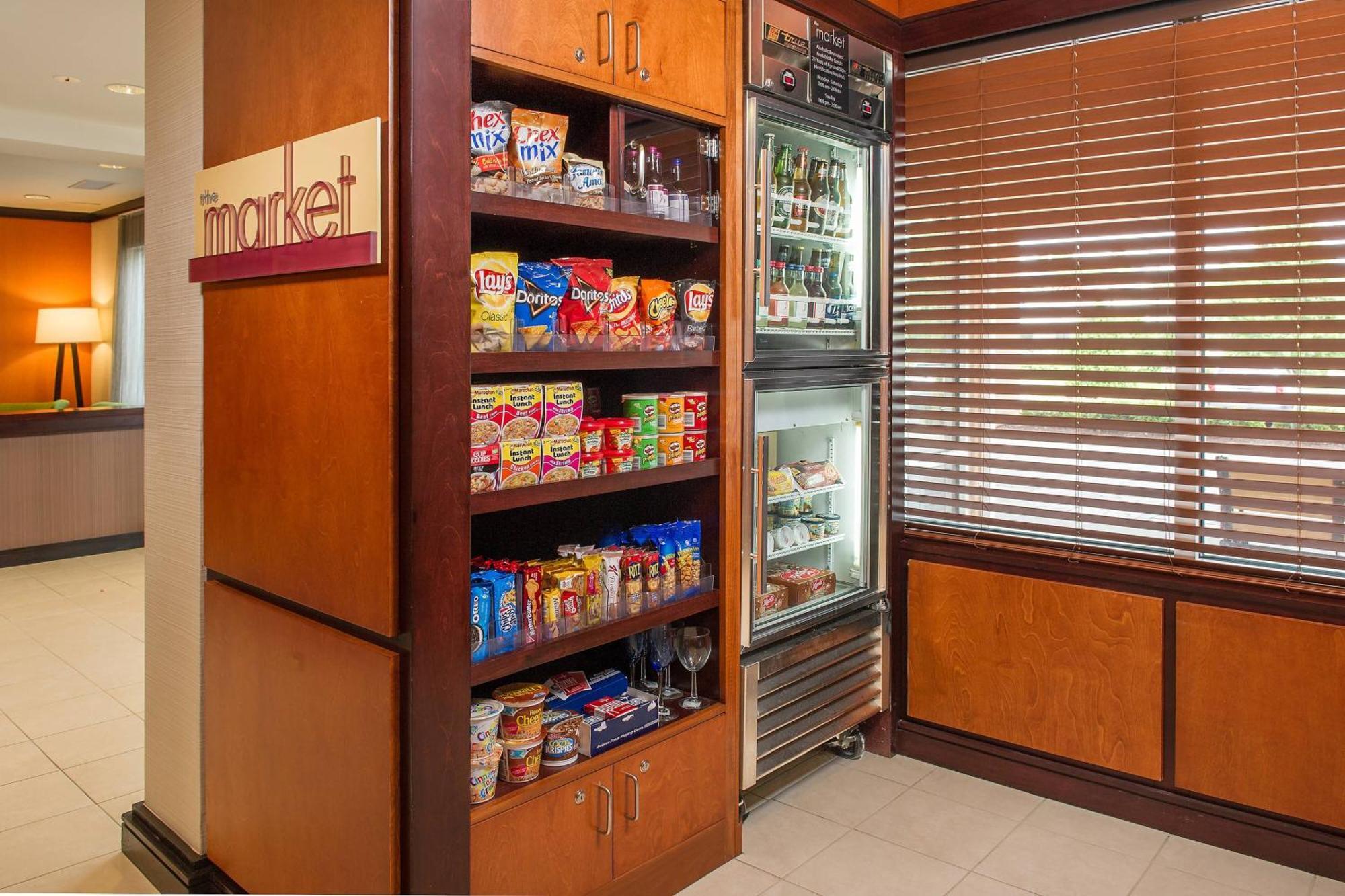 Fairfield Inn And Suites Wilson Luaran gambar