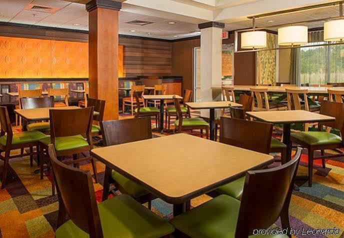 Fairfield Inn And Suites Wilson Luaran gambar
